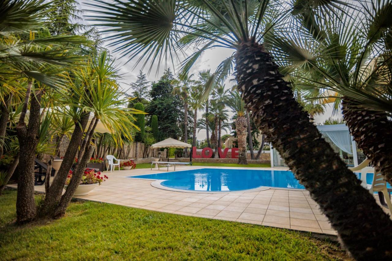 B&B Villa Adriana Андрия Экстерьер фото