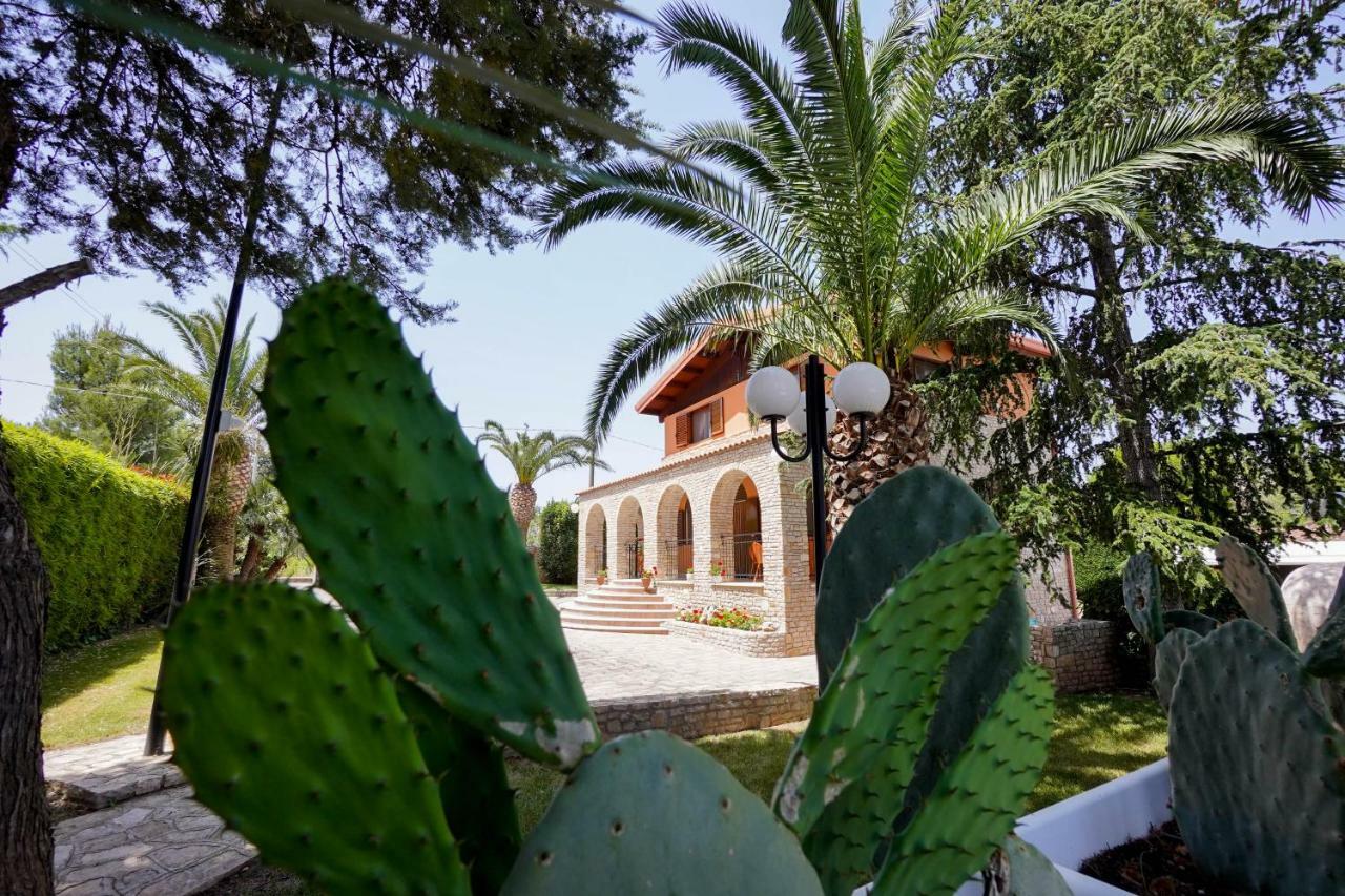 B&B Villa Adriana Андрия Экстерьер фото